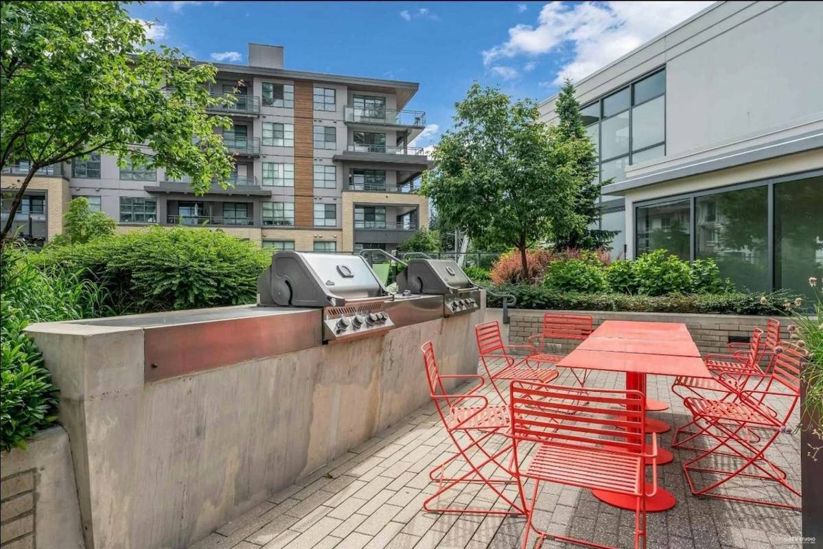 602 Como Lake Avenue